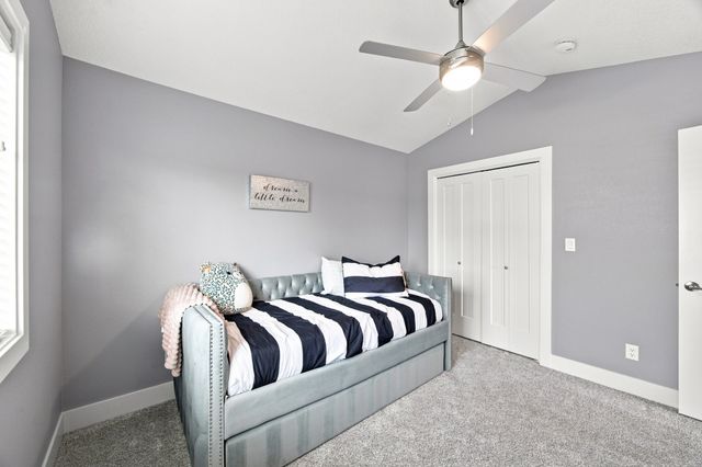 606 NW Reinhart Drive, Ankeny, IA 50023