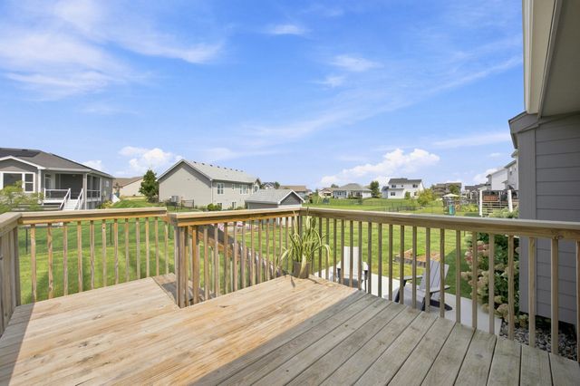 606 NW Reinhart Drive, Ankeny, IA 50023
