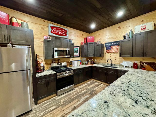 505 Possum Trot Road, Melbourne, AR 72556