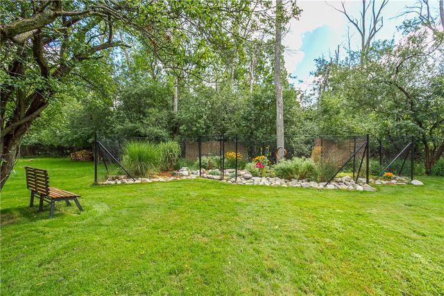 172 Hemingway Drive, Brighton, NY 14620