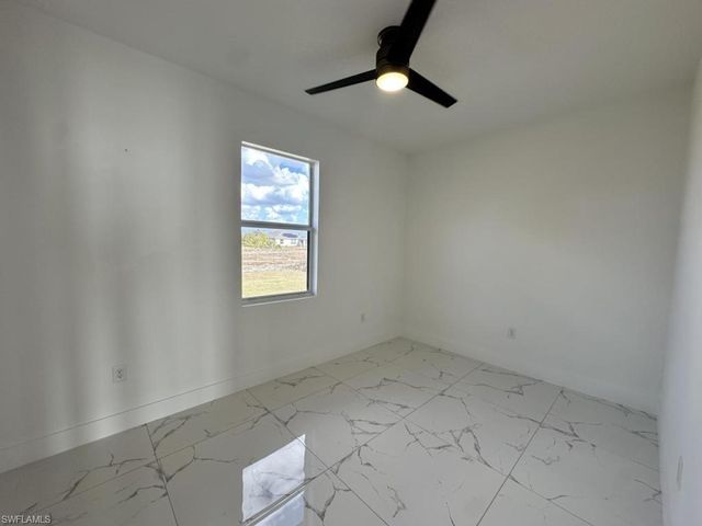 325 Paulcrest AVE, Lehigh Acres, FL 33974