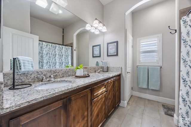 14328 Austin Creek Avenue, Bakersfield, CA 93314