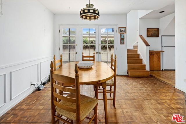 3604 Moore Street, Los Angeles, CA 90066