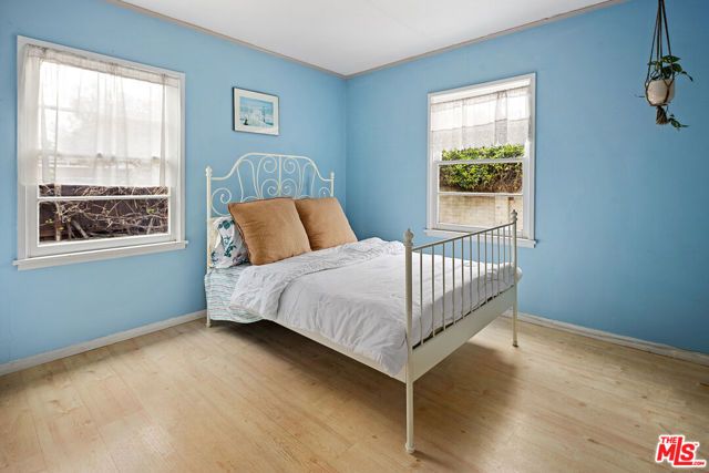 3604 Moore Street, Los Angeles, CA 90066