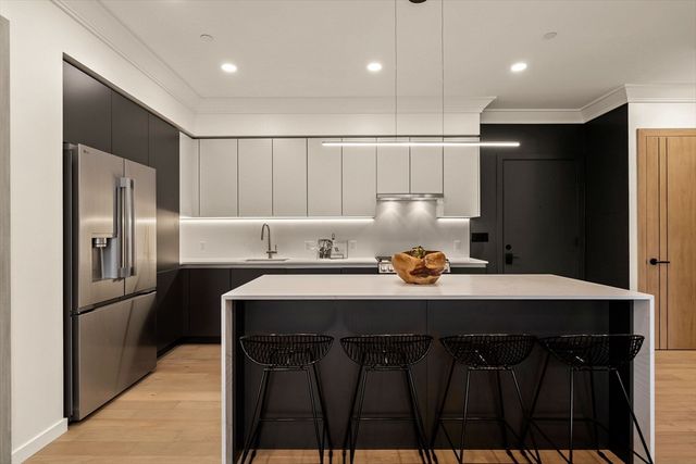 388 Washington Street 302, Quincy, MA 02169