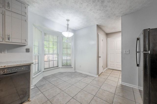 2173 Martin Way, Jonesboro, GA 30236