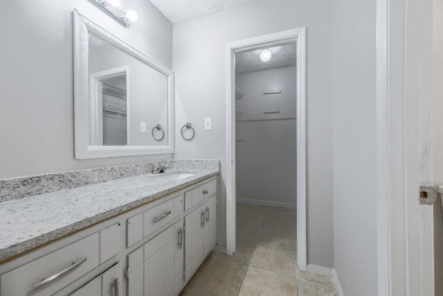 2173 Martin Way, Jonesboro, GA 30236