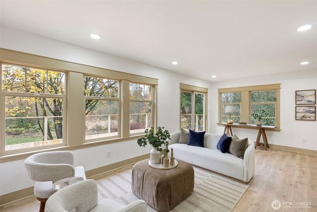 15802 34th Avenue E, Tacoma, WA 98446