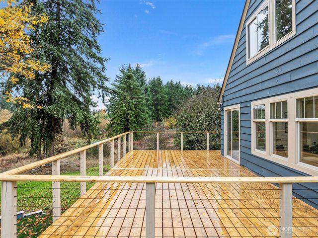 15802 34th Avenue E, Tacoma, WA 98446