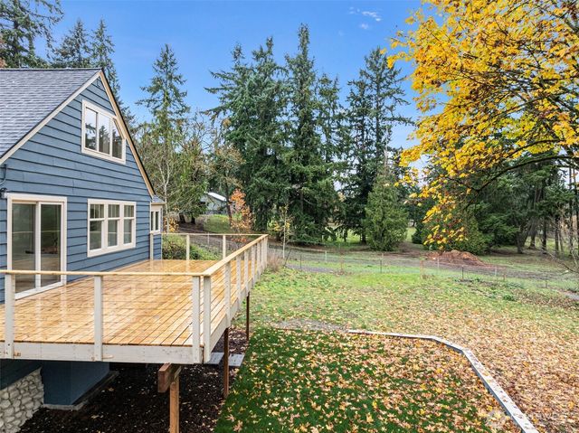 15802 34th Avenue E, Tacoma, WA 98446