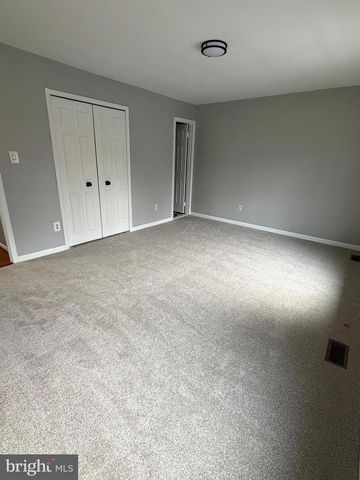 6255 RATHLIN DR, Springfield, VA 22152