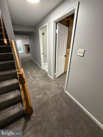 6255 RATHLIN DR, Springfield, VA 22152