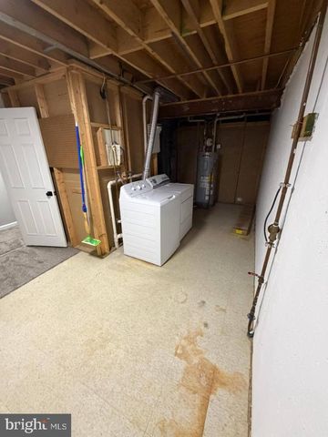 6255 RATHLIN DR, Springfield, VA 22152