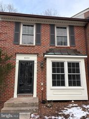 6255 RATHLIN DR, Springfield, VA 22152