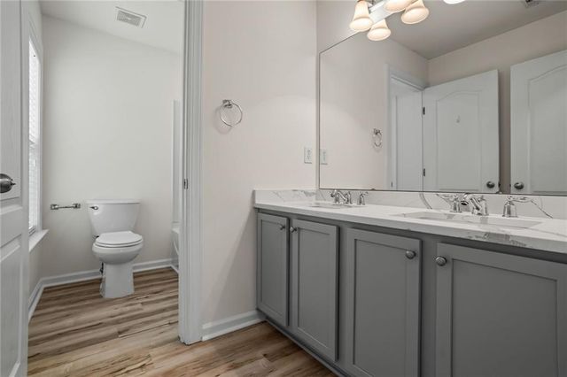 3910 Dalwood Drive, Suwanee, GA 30024