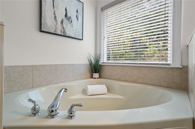 3910 Dalwood Drive, Suwanee, GA 30024