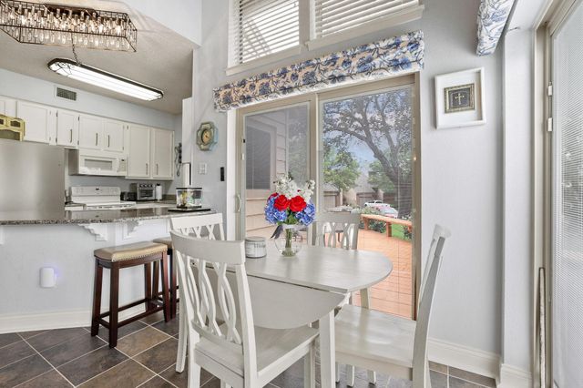 124 Summer View Lane, Pottsboro, TX 75076