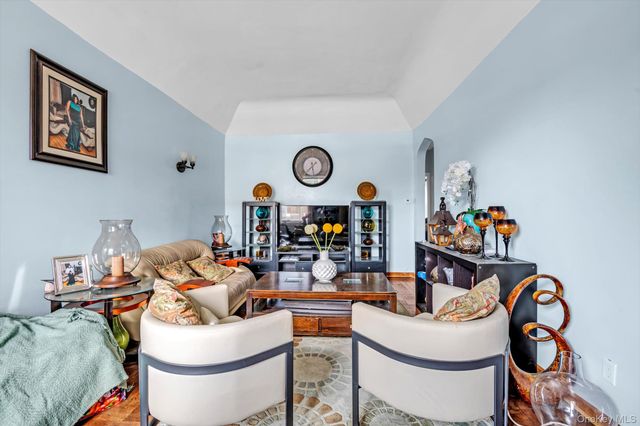 156 E 88th Street, Brooklyn, NY 11236