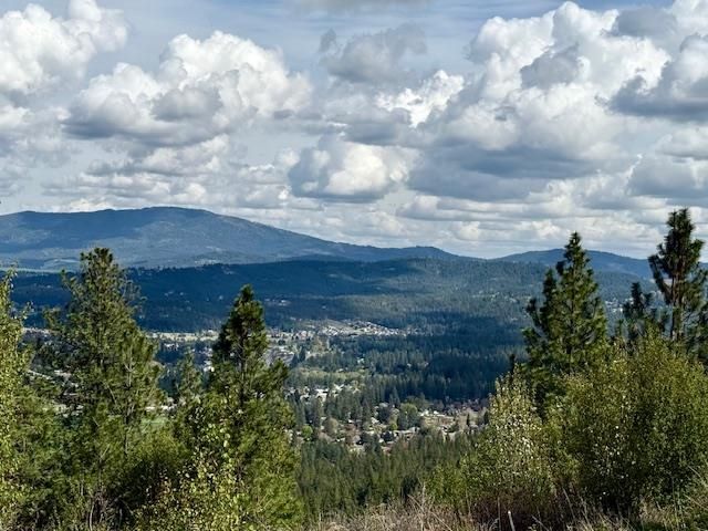 2827 S Park Ln, Spokane, WA 99212