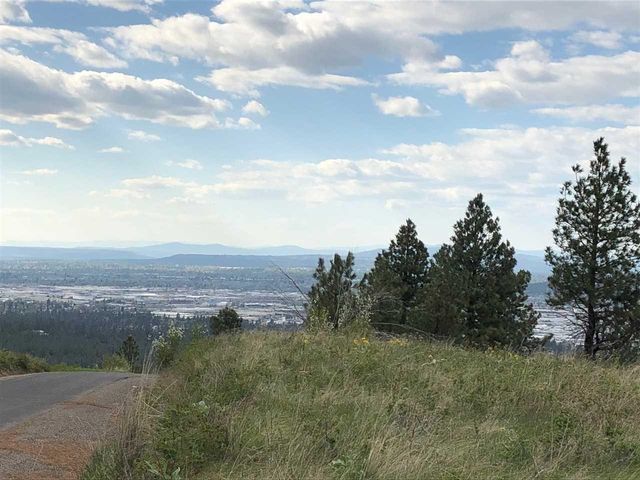 2827 S Park Ln, Spokane, WA 99212