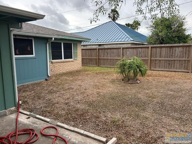 601 Mesquite Dr., Laguna Vista, TX 78578