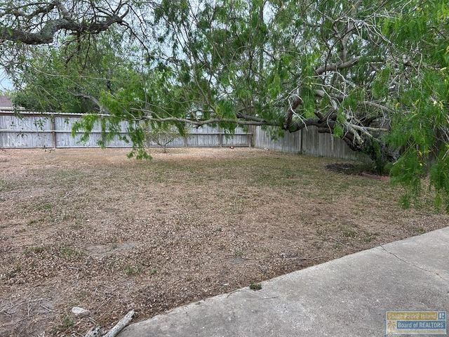 601 Mesquite Dr., Laguna Vista, TX 78578