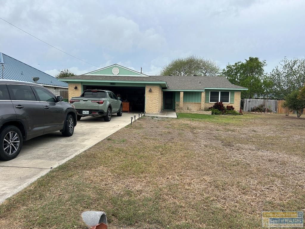 601 Mesquite Dr., Laguna Vista, TX 78578