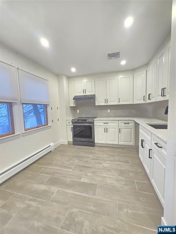 150 English Street, Fort Lee, NJ 07024