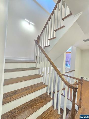 150 English Street, Fort Lee, NJ 07024