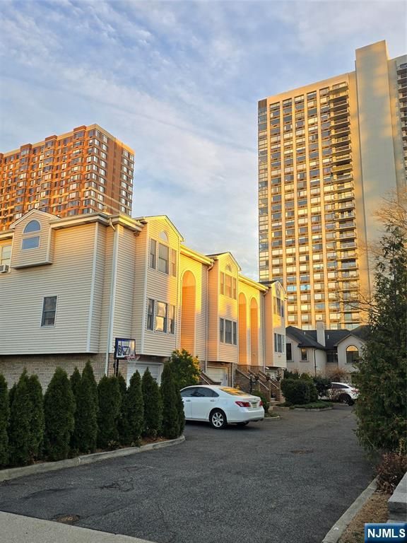 150 English Street, Fort Lee, NJ 07024