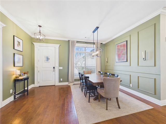 5706 W Lakewood Drive, Rogers, AR 72758