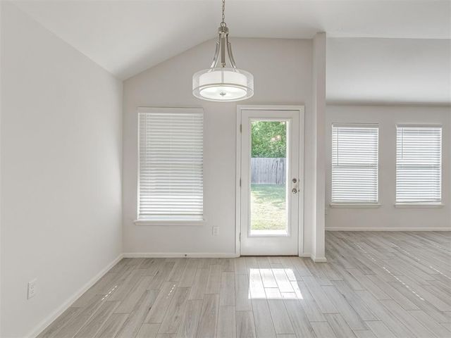240 Evermore Lane, Yukon, OK 73099