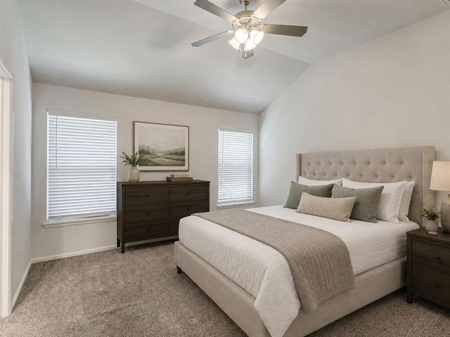 240 Evermore Lane, Yukon, OK 73099