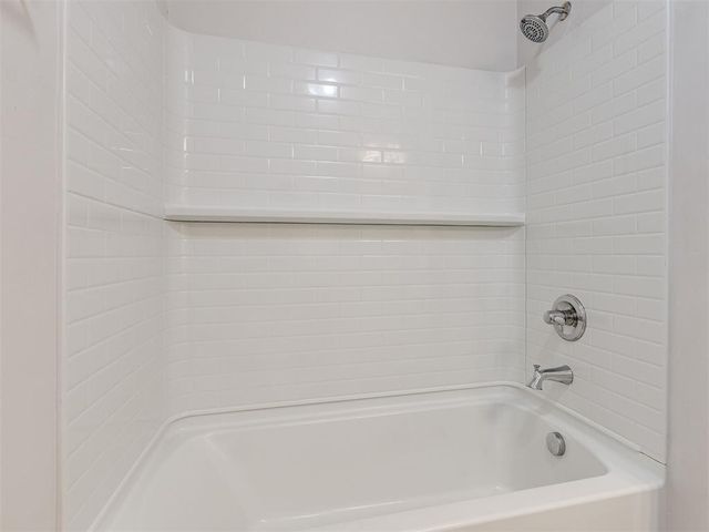 240 Evermore Lane, Yukon, OK 73099