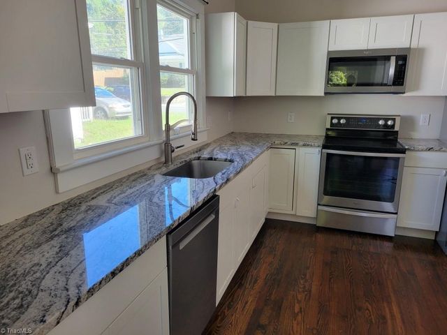 643 Willow Street, Mount Airy, NC 27030