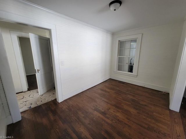 643 Willow Street, Mount Airy, NC 27030