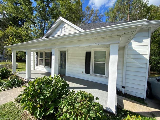 643 Willow Street, Mount Airy, NC 27030