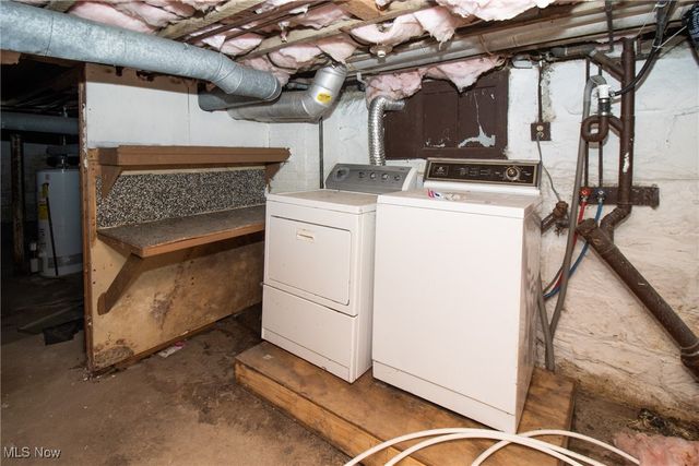 216 Howe Street, Elyria, OH 44035