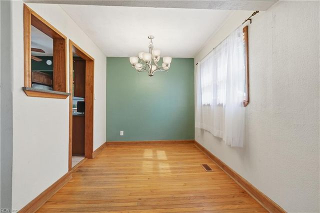 1338 Boxwood CIR, Norfolk, VA 23518