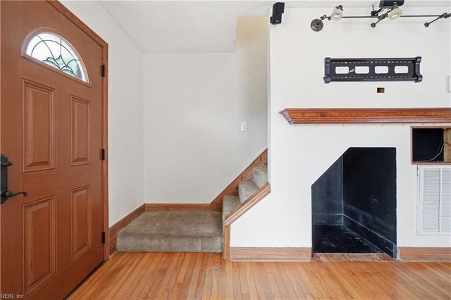 1338 Boxwood CIR, Norfolk, VA 23518
