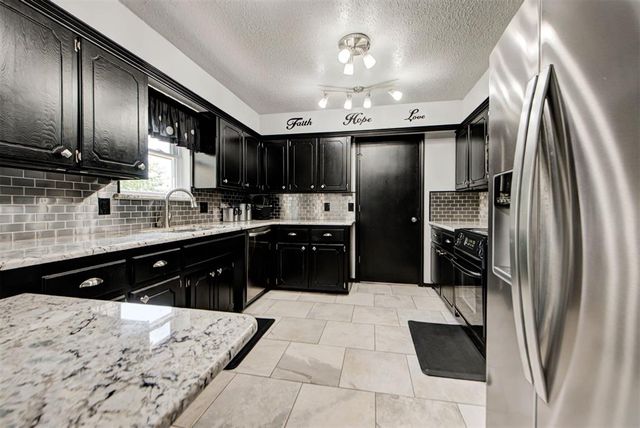 11504 Mackel Drive, Oklahoma City, OK 73170
