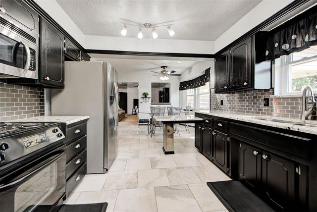 11504 Mackel Drive, Oklahoma City, OK 73170