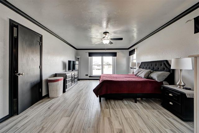 11504 Mackel Drive, Oklahoma City, OK 73170