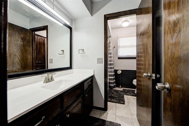 11504 Mackel Drive, Oklahoma City, OK 73170