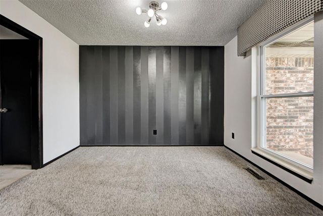 11504 Mackel Drive, Oklahoma City, OK 73170