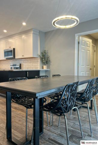 14633 Larimore Avenue, Omaha, NE 68116