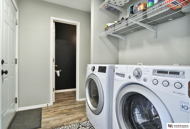 14633 Larimore Avenue, Omaha, NE 68116