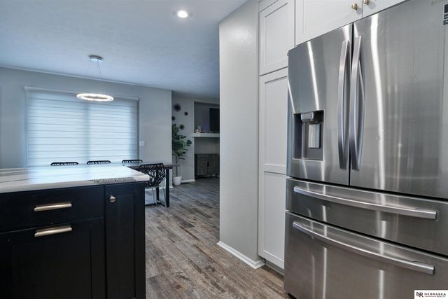 14633 Larimore Avenue, Omaha, NE 68116