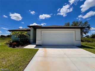 2706 56th ST W, Lehigh Acres, FL 33971