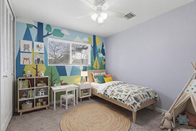 5122 Binz Engleman Rd, Kirby, TX 78219